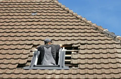 Pose de velux à Ardillières